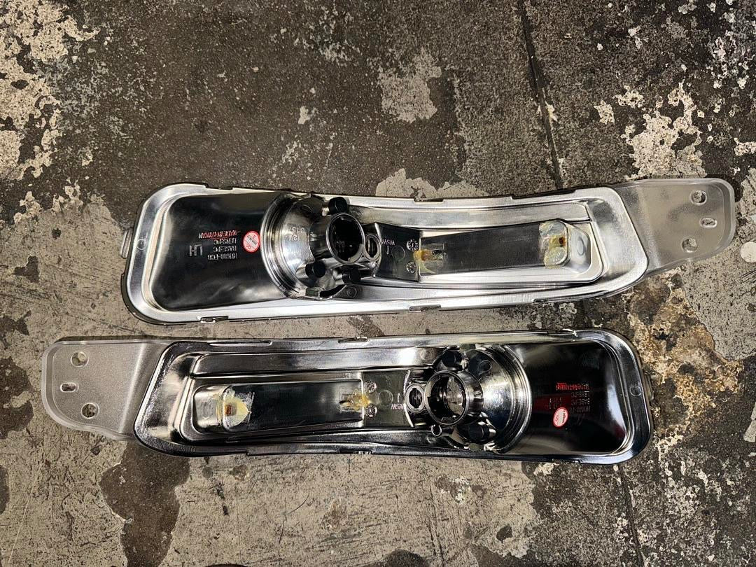 05-06 FORD MUSTANG BUMPER FOG LAMPS