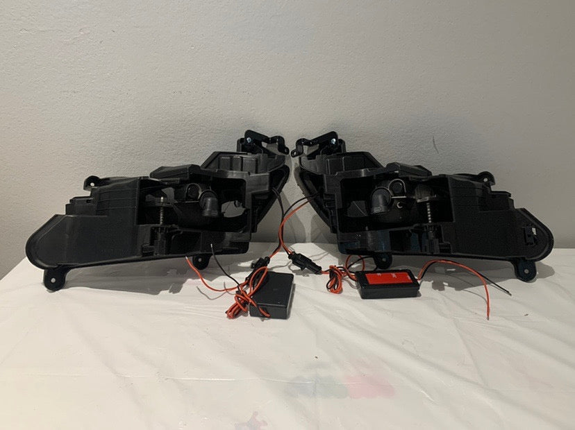 Pair of Bumper Driving Fog Lights w/White LED DRL Black Housing Does not fit turbo model parachoque delantero luz antiniebla negro 12-16 Hyundai Veloster FL-HV12-LED-BK