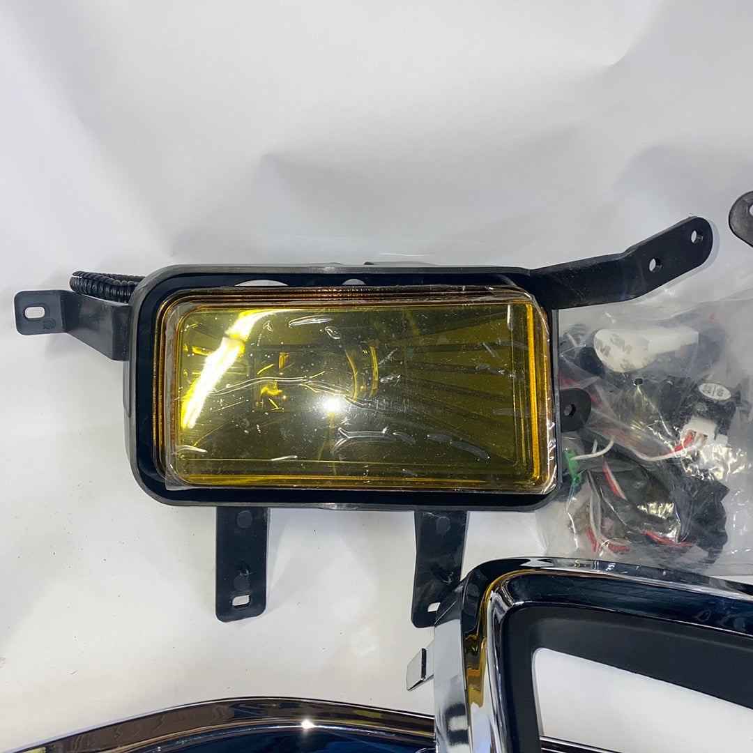 15-18 GMC YUKON /YUKON XL 07-08 ESCALADE 07-13 AVALANCHE 07-15 SILVERADO AMBER FOG LIGHTS LUZ ANTINIEBLA AMBER FL-ZTL-263-AM