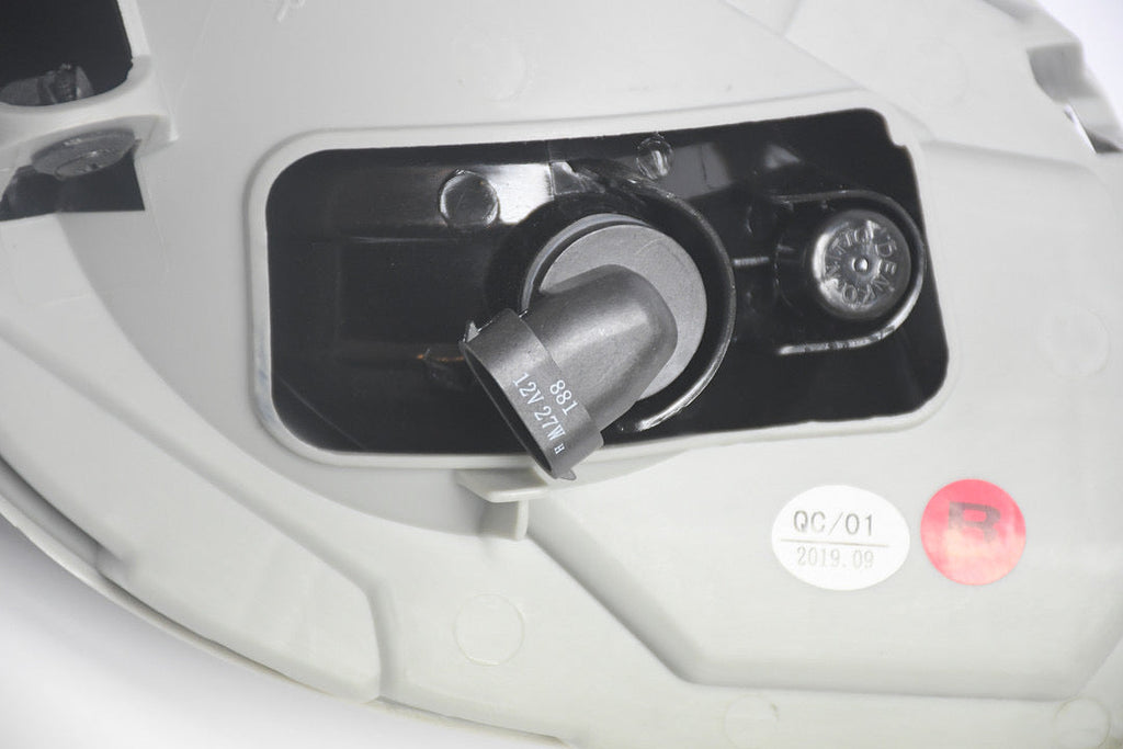 CHROME FOG LIGHTS WITH SWITCH SIDE ENHANCE VISIBILITY FOR 12-14 HYUNDAI ACCENT 4-DOOR SEDAN HATCHBACK, LUZ ANTINIEBLA CROMADO CON INTERRUPTOR