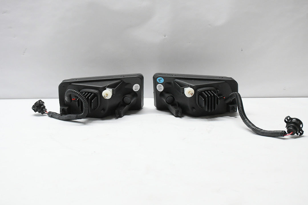 LED FOG LIGHT WITH SWITCH [COMPATIBLE WITH 07-08 ESCALADE / 07-13 AVALANCHE / 07-15 SILVERADO]
