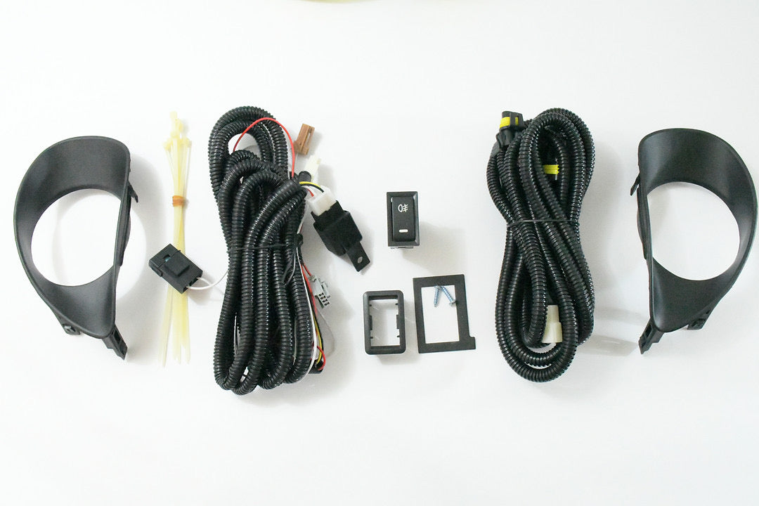 AMBER FOG LIGHT WITH SWITCH FOR 06-08 YARIS HATCHBACK, LUZ ANTINIEBLA CON INTERRUPTOR AMBAR