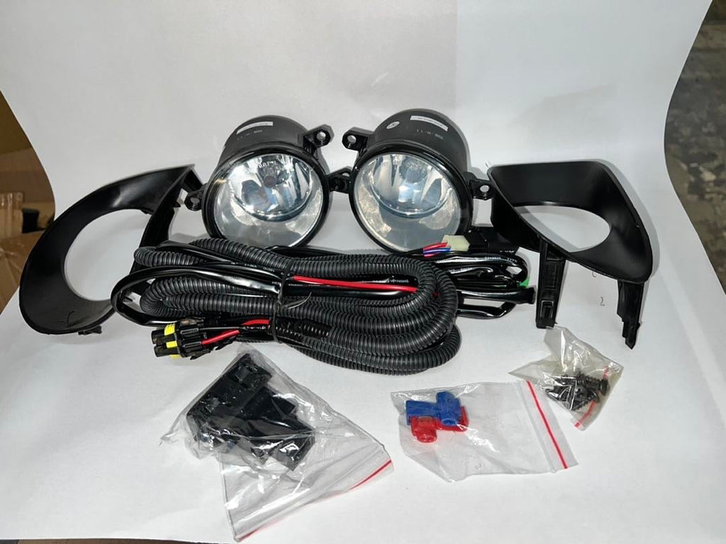 WINJET 06-08 TOYOTA YARIS 3DR CHROME CLEAR FOG LIGHTS WITH BEZEL AND SWITCH