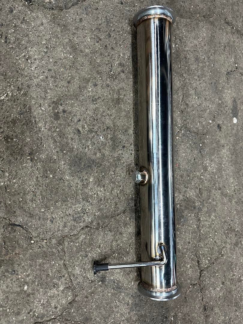 06-10 VOLVO C30 T5 DOWN PIPE