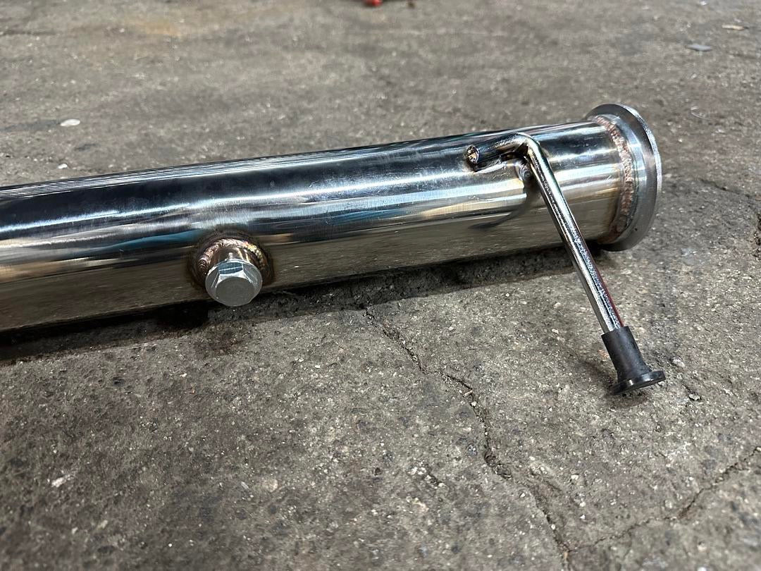06-10 VOLVO C30 T5 DOWN PIPE