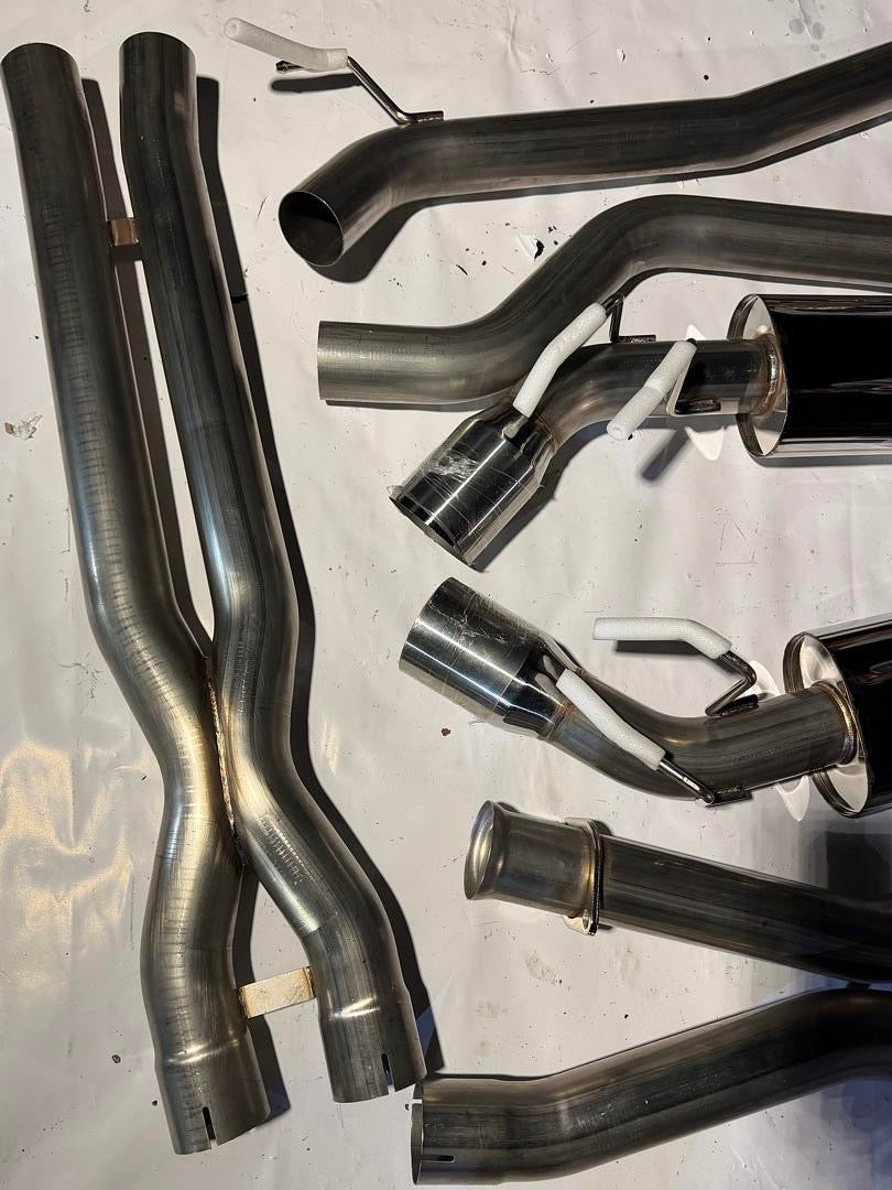 10–15 CHEVY CAMARO 6.2L SS / ZL1/ LS3 / L99 / CATBACKEXHAUST W/4” IN MUFFLER TIP