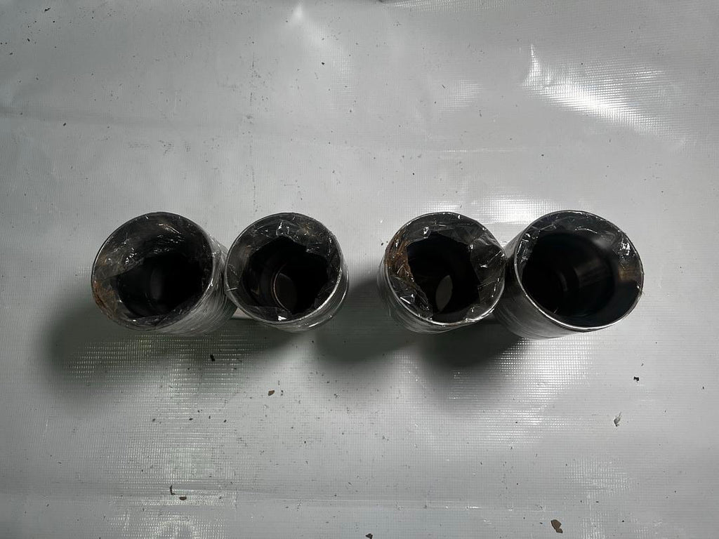 DUAL ROUND CUT MUFFLER TIP FITS OVER 2.5" OD PIPING UNIVERSAL FIT
