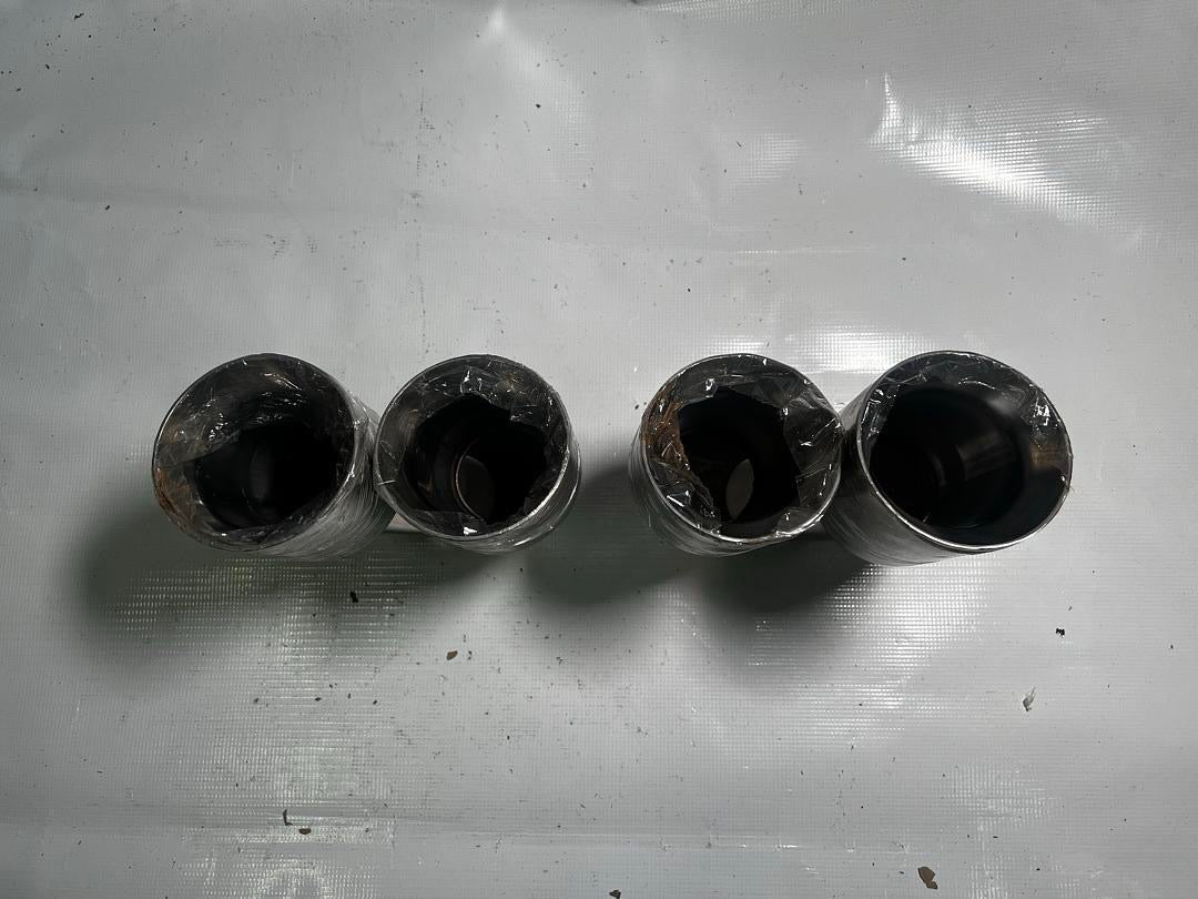 DUAL ROUND CUT MUFFLER TIP FITS OVER 2.5" OD PIPING UNIVERSAL FIT
