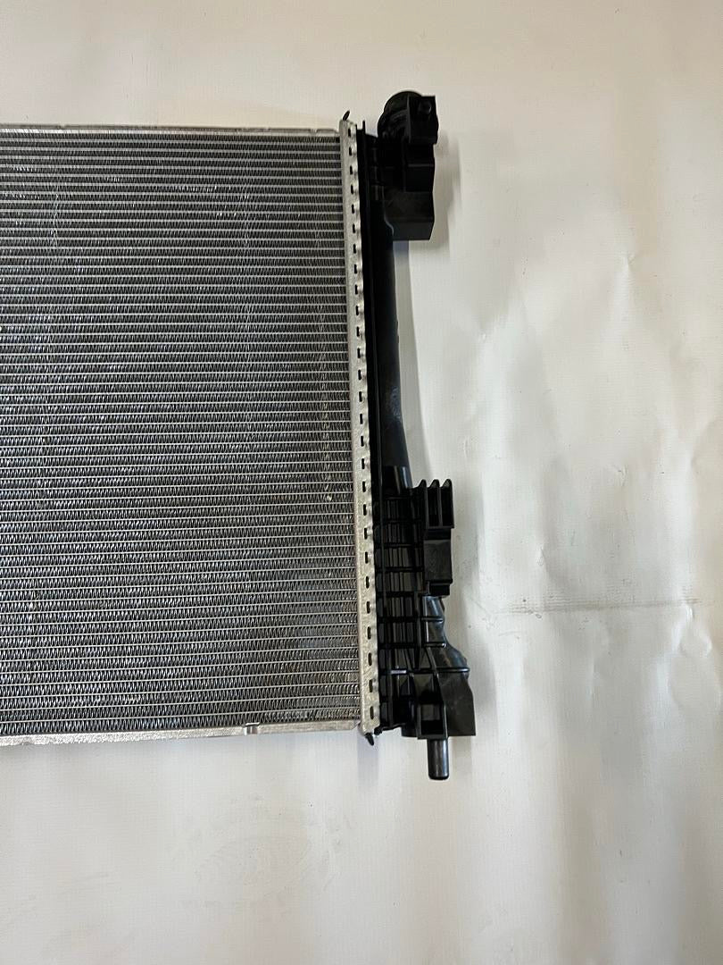 2016-2020 CADILLAC CT6 OEM GM RADIATOR