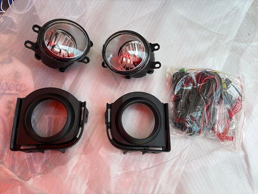 08-10 SCION XB CLEAR FOG LIGHTS