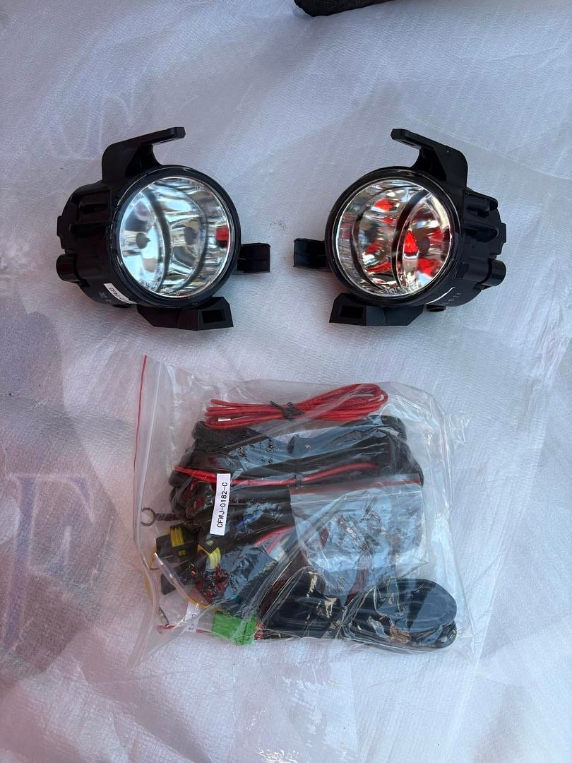 05-06 NISSAN ALTIMA / 04-06 NISSAN QUEST CLEAR FOG LIGHTS