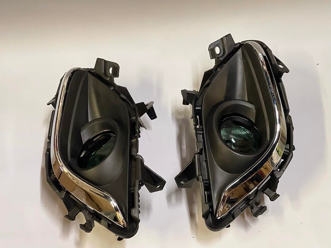 Open box 14-16 MAZDA 6 FRONT BUMPER SMOKED FOG LIGHT PARACHOQUE DELANTERO LUZ ANTINIEBLA AHUMADO
