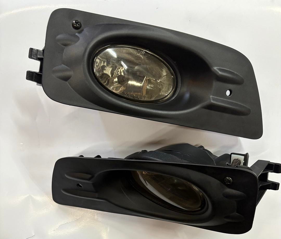 06-07 HONDA ACCORD FRONT BUMPER FOG LIGHT CHROME COMPATIBLE WITH 4DR