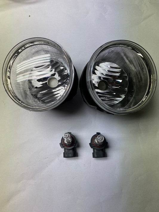 05-10 CHRYSLER 300C FOG LIGHTS CHROME NO HARNESS