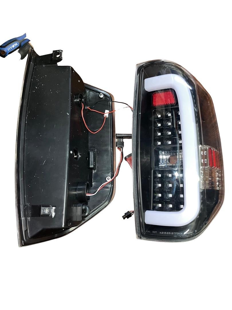 FOR 14-18 TUNDRA BLACK HOUSING  WITH LED TAIL LIGHTS