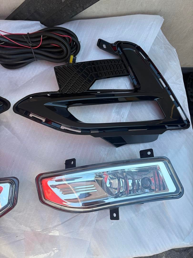 2020-2021 NISSAN SENTRA H8 FOG LIGHTS KIT (CHROME HOUSING/ CLEAR LENS) LF-SEN20COEM-DL
