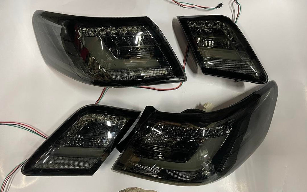 06-11 TOYOTA CAMRY SEDAN SMOKED LED TAILLIGHTS DOES NOT FIT HYBRID MODELS & CAMRY LE & SE & FACTORY LED LAMP