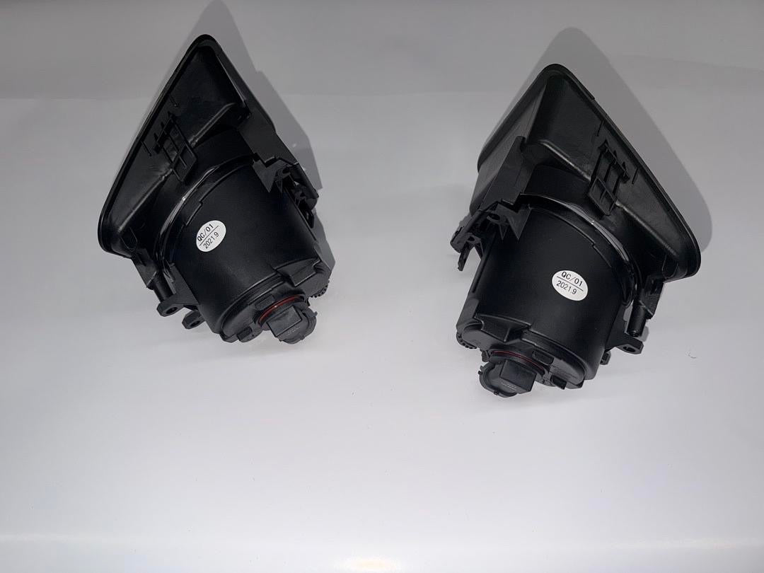 CHROME HOUSING CLEAR LENS FOG LIGHT W/SWITCH COMPATIBLE WITH 2014-2021 TUNDRA, DRIVER & PASSENGER SIDE FL-ZTL-362-CH