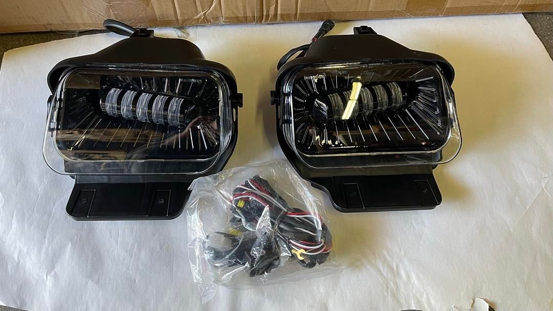 PAIR OF FOG LIGHTS COMPATIBLE WITH 03-07 SILVERADO 1500 2500HD 3500 / CLASSIC / 02-06 AVALANCHE FL-ZTL-339-CH
