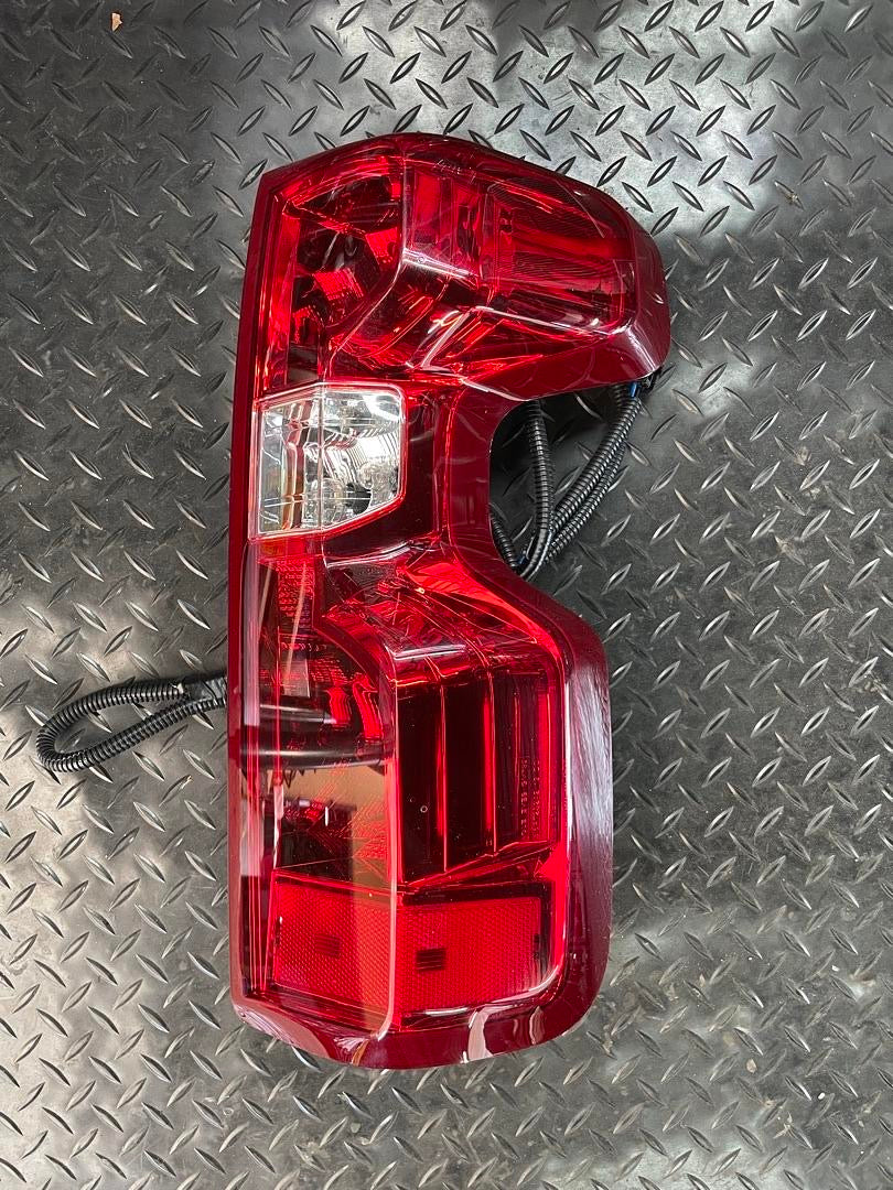 19-22 CHEVY SILVERADO 1500 2500HD 3500HD RED OE STYLE RIGHT PASSENGER SIDE