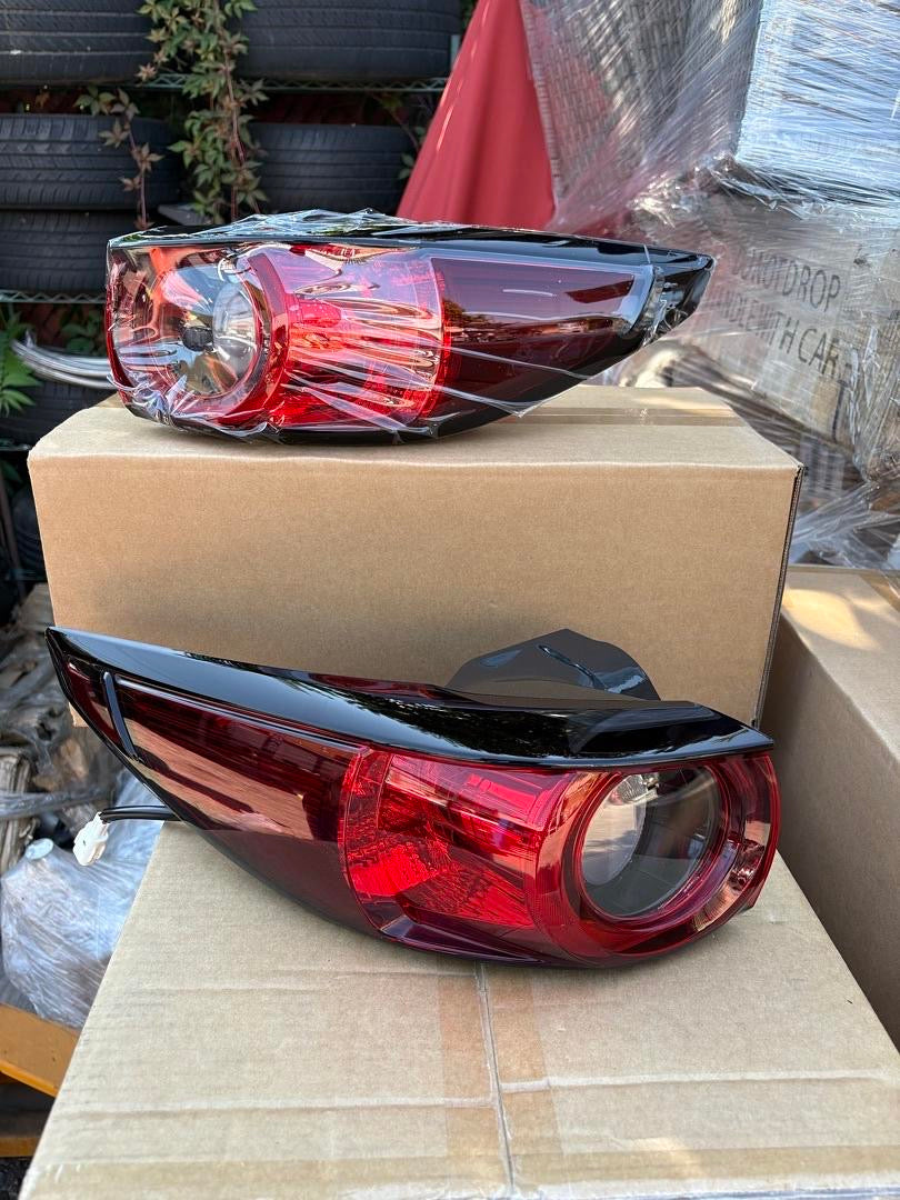 17-21 MAZDA CX-5 REAR TAIL LIGHTS HALOGEN LEFT AND RIGHT OE STYLE RED LENS