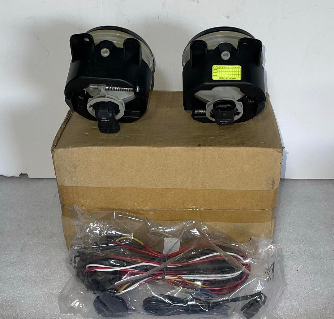 05-10 CHRYSLER 300/300C LX SMOKED LENS OE BUMPER FOG LIGHT LAMP PAIR+SWITCH FL-T002-SM