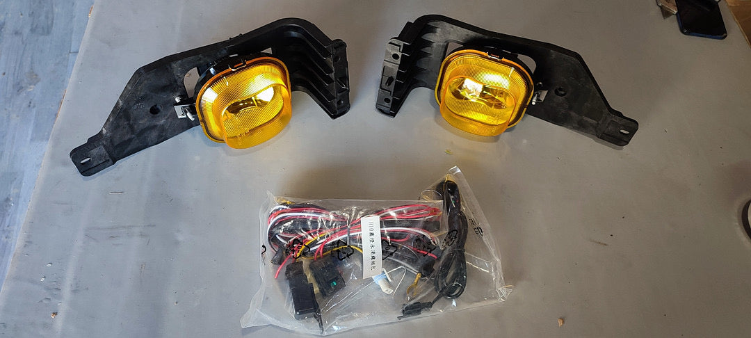 05-07 FORD F-250 / F-350 / F-450 SD FOGLIGHTS AMBER FL-023-AM