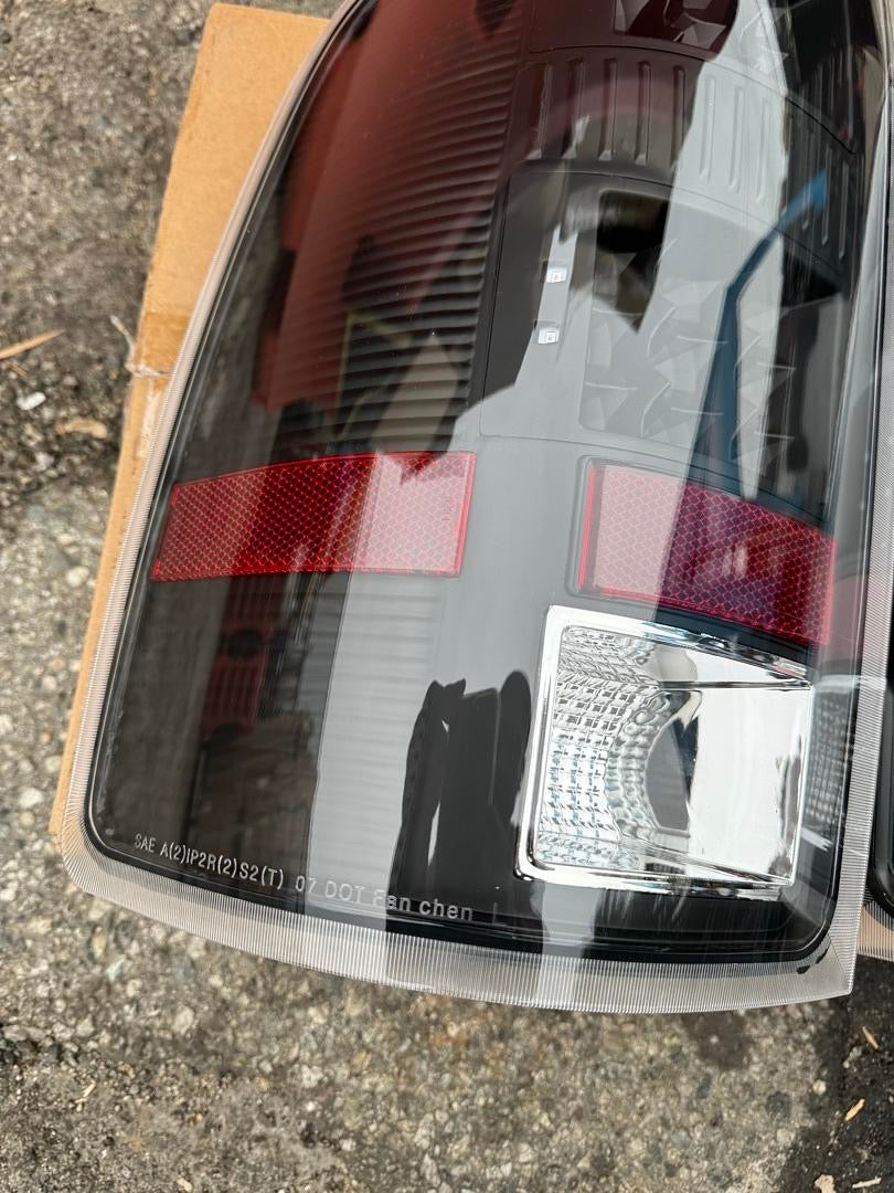 07-13 GMC SIERRA LED TAILLIGHTS