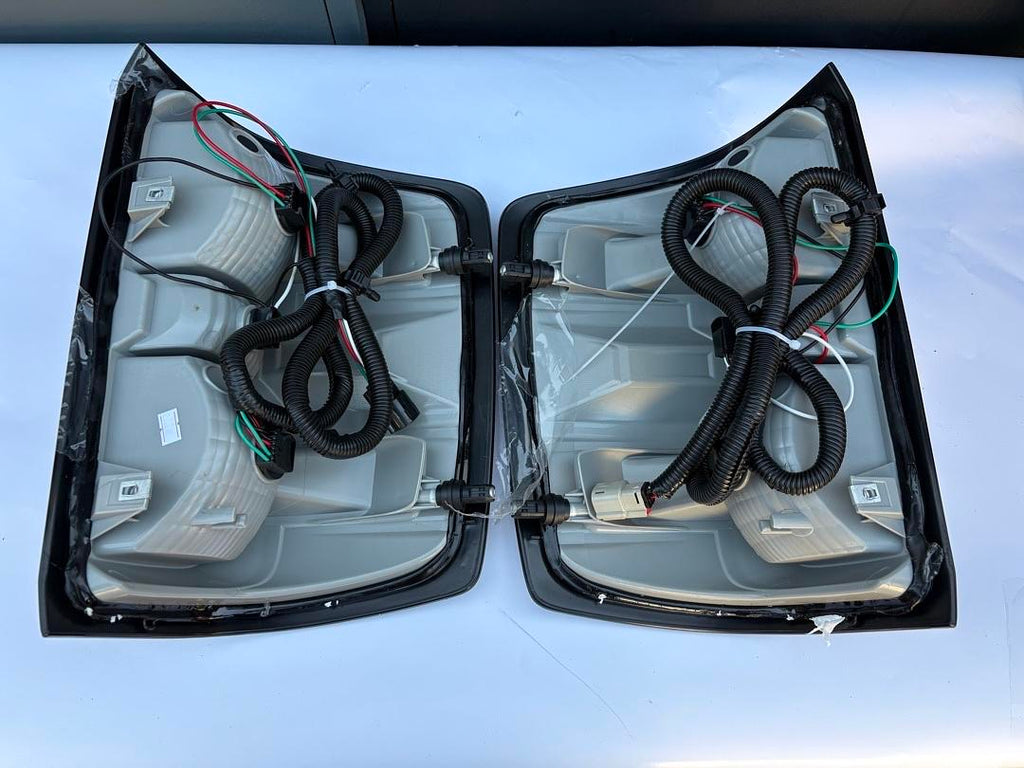16-18 CHEVY SILVERADO ORIGINAL STYLE RED LENS TAILLIGHTS