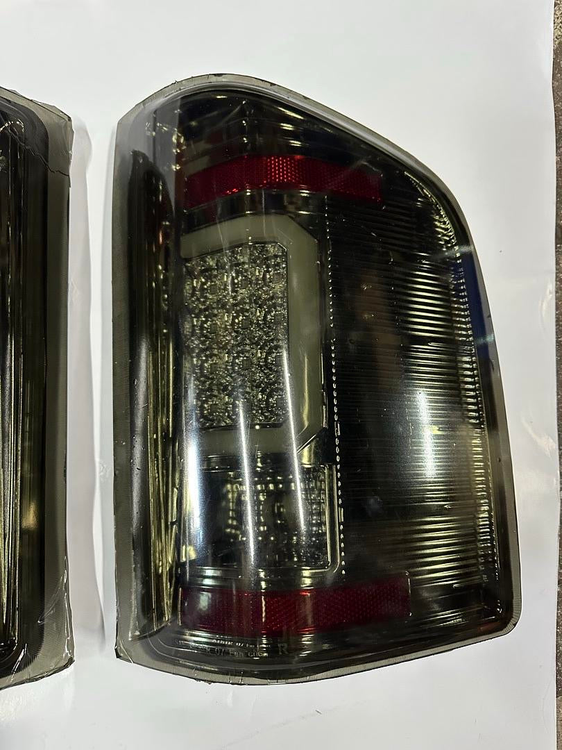“TAP” 07-13 CHEVY SILVERADO SMOKED LED 3D WRAPPED TAILLIGHTS