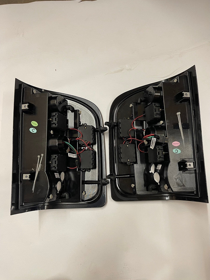 07-13 CHEVY SILVERADO 1500 RED LED SPYDER BRAND