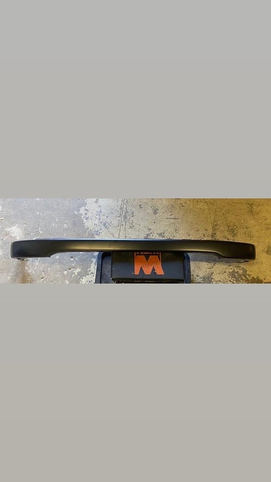 01-04 TOYOTA TACOMA FRONT BUMPER BLACK