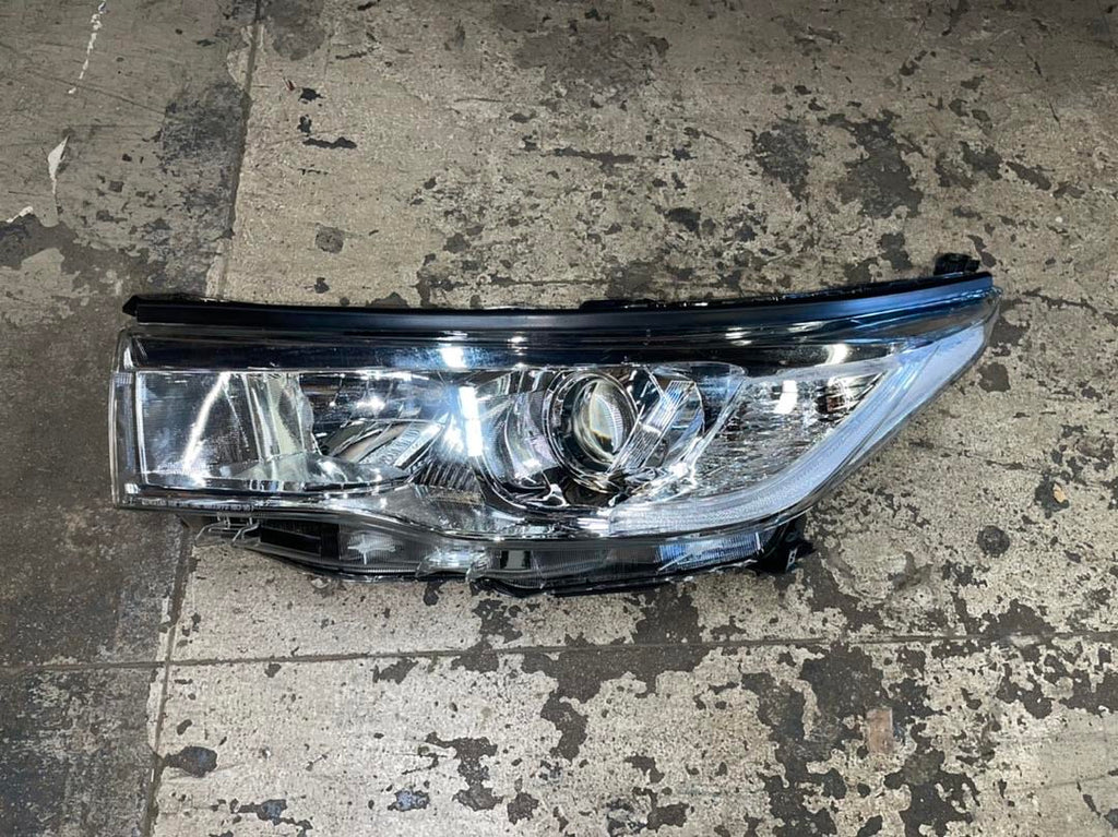 14-16 TOYOTA HIGHLANDER CLEAR HOUSING AND CLEAR WITH CLEAR PROJECTOR HEADLIGHTS