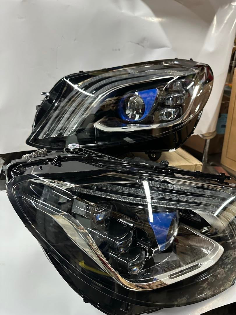15-20 MERCEDES BENZ C CLASS HEADLIGHTS LED BLUE DYNAMIC ANIMATION DRL TURN SIGNAL DOES NOT FIT 15-18 FACTORY HALOGEN AND 19-20 HIGH MATRIX LAMPS