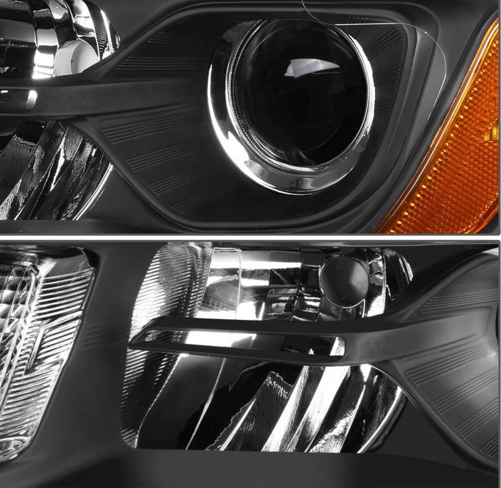 OB 14-16 GRAND CHEROKEE BLACK HOUSING amber PROJECTOR HEADLIGHTS