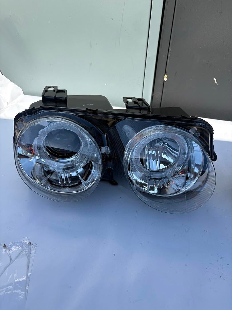 98-01 ACURA INTEGRA HALO PROJECTOR HEADLIGHTS CHROME CLEAR LED