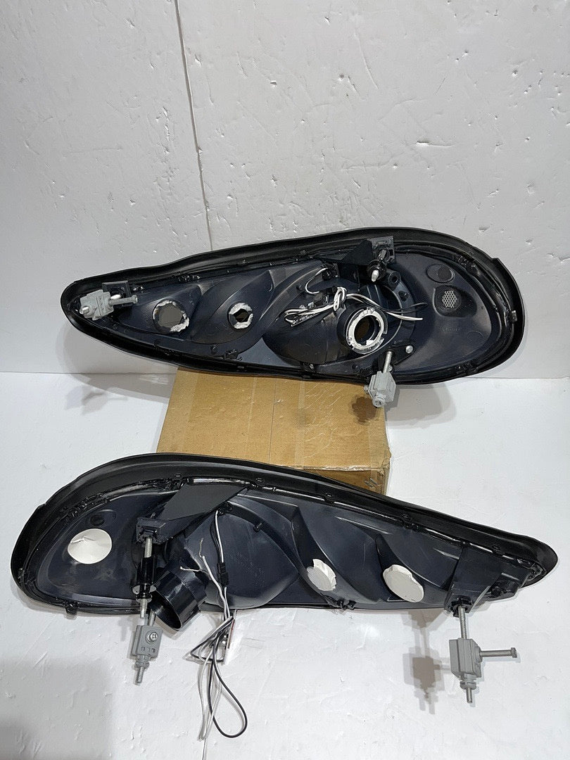 REFURBISHED PONTIAC GRAND AM LED HEADLIGHTS FOR 1999 TO 2005
