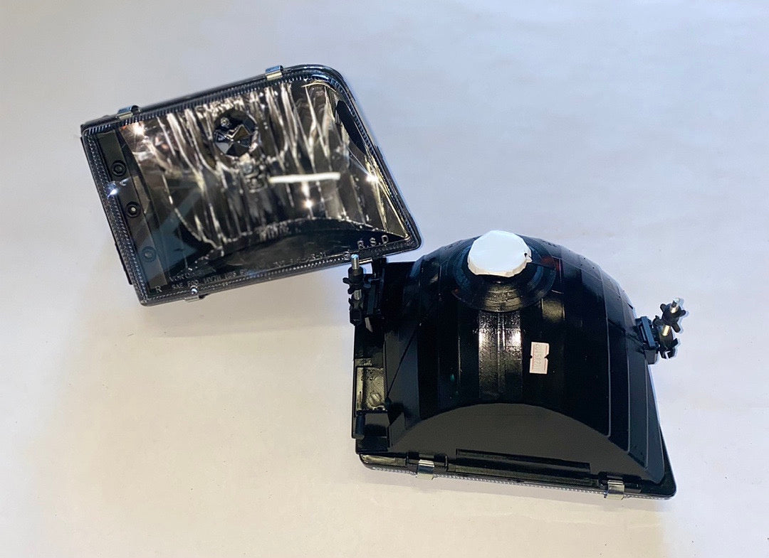 93-97 FORD RANGER BLACK HOUSING CLEAR headlights