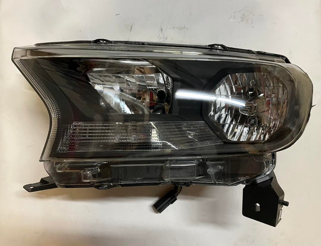 REFURBISHED HEADLIGHTS 19-21 RANGER XL XLT CLEAR REFLECTOR CLEAR LENS BLACK HOUSING
