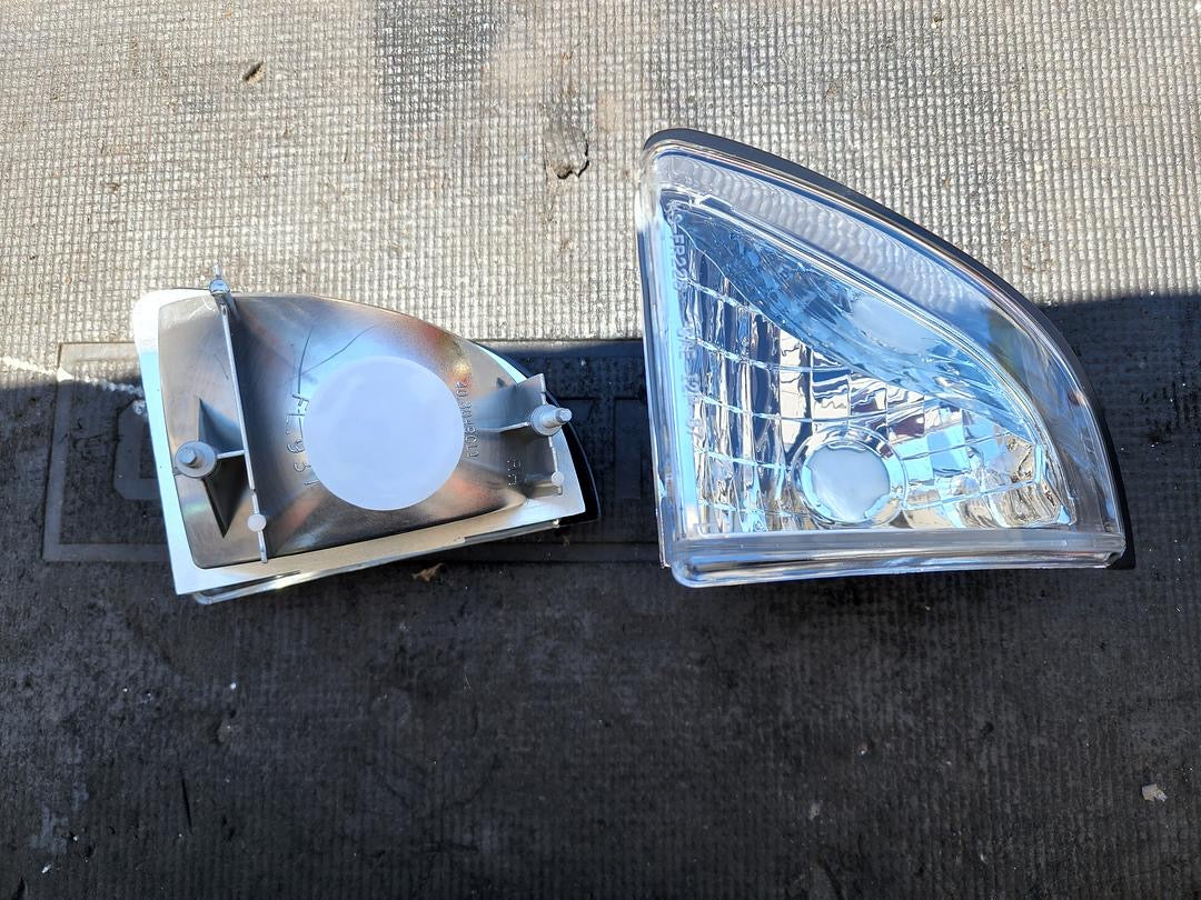 87-93 FORD MUSTANG FRONT HEADLIGHT SIDE FRONT PARK LIGHTS CHROME CLEAR