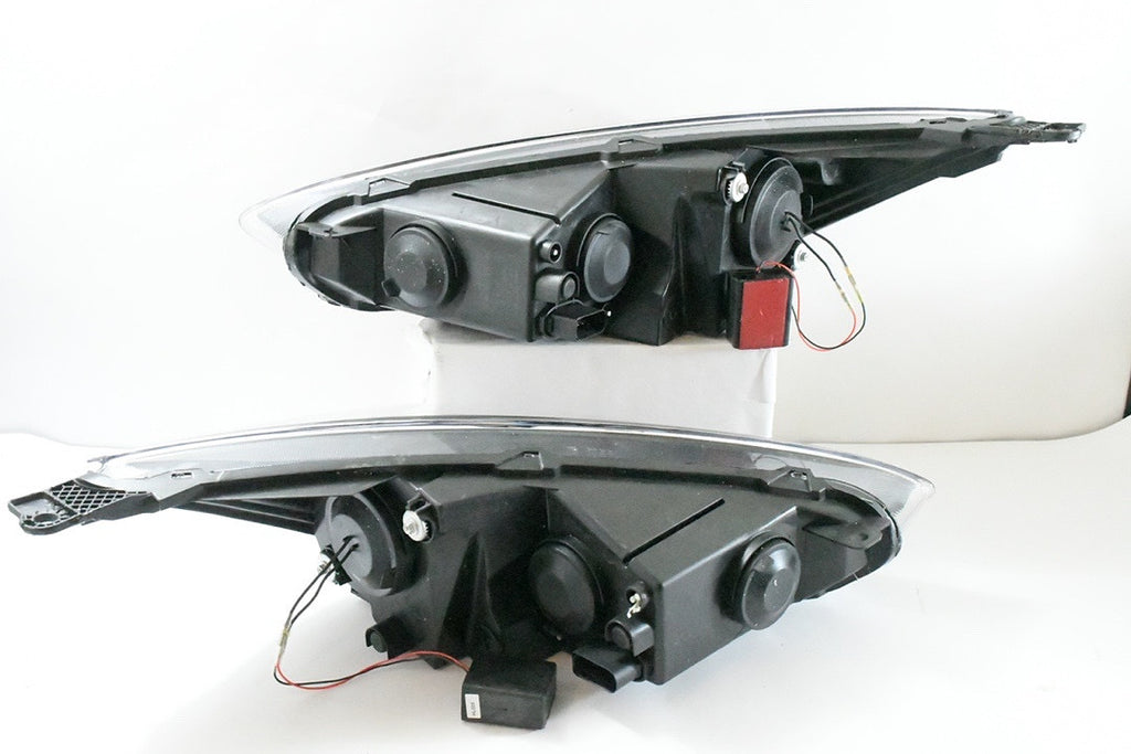 15-17 FORD FOCUS LED HALO BLACK/ CLEAR HEADLIGHTS