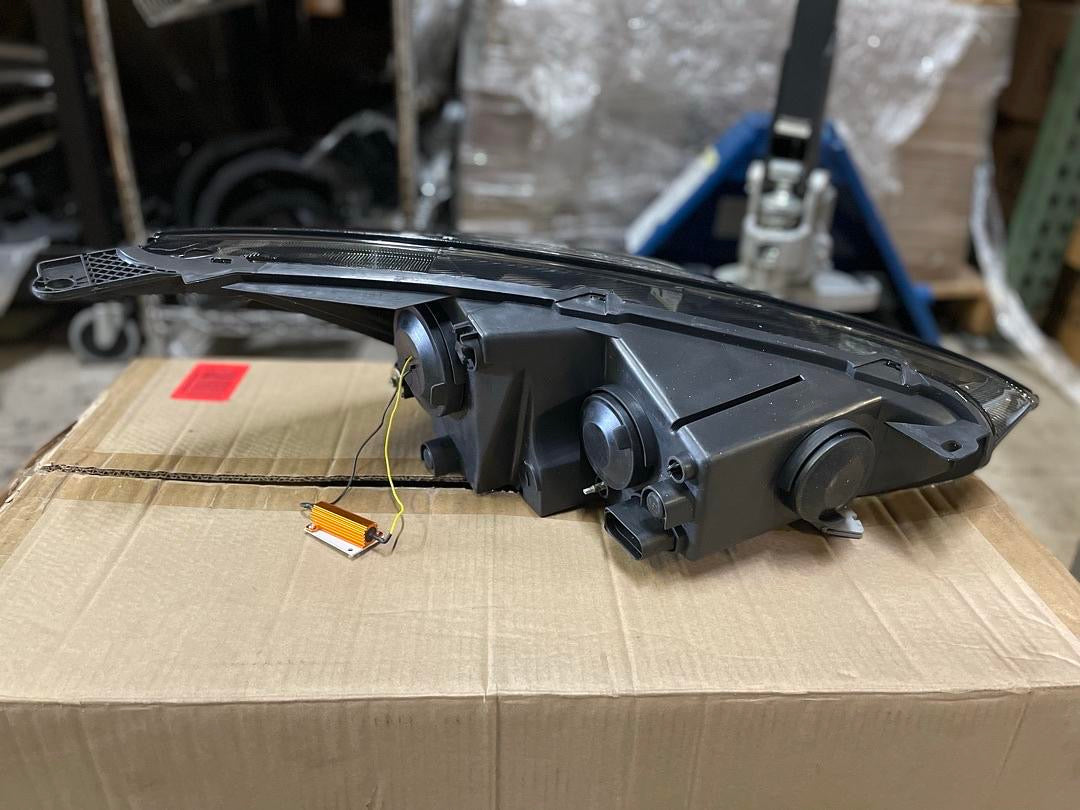 15-18 FORD FOCUS SMOKED AMBER T8 SQUARE LED SEQUENTIAL PROJECTOR HEADLIGHT CORNER LAMPS