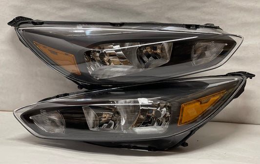 15-18 FOCUS FITS HALOGEN HEADLIGHT MODELS black amber headlights