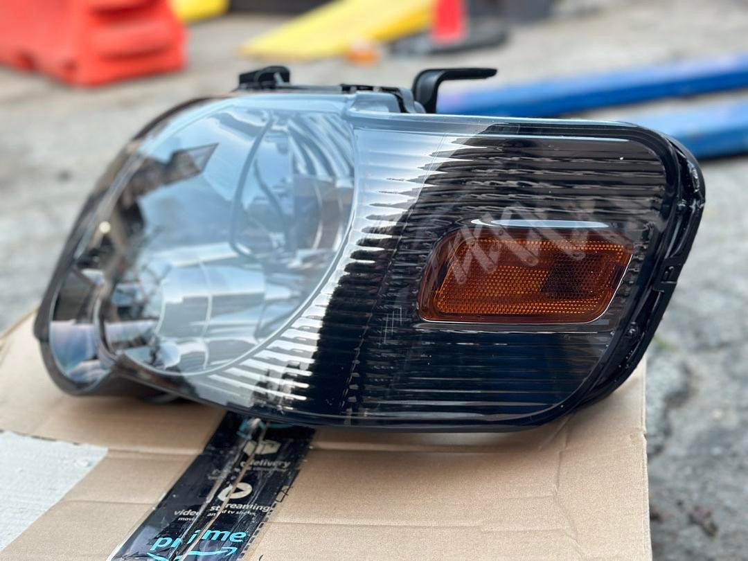 HL-OH-FEXP06-SM-AM 06-10 FORD EXPLORER SMOKED amber LENS HEADLIGHTS