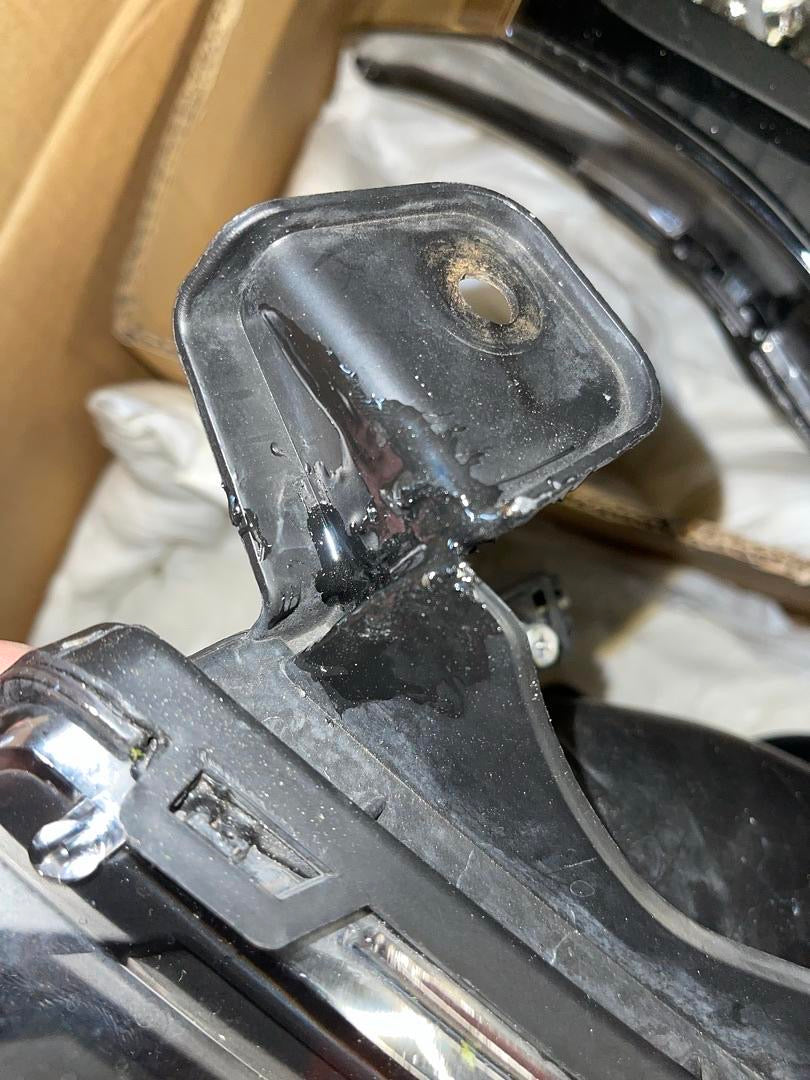 OB/ REFURBISHED 07-14 FORD EXPEDITION BLACK HOUSING HEADLIGHTS W/ AMBER CORNERS