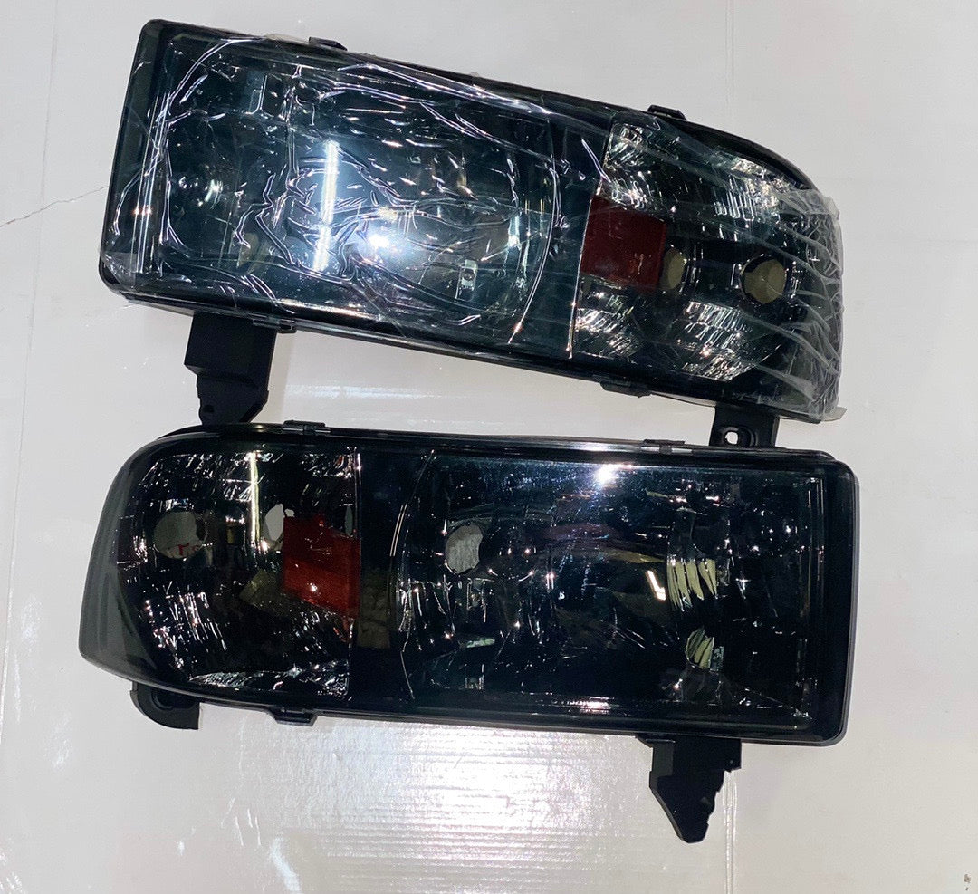 94-01 DODGE RAM 1500 94-02 DODGE RAM 2500 3500 LED SMOKED HOUSING CLEAR HEADLIGHTS