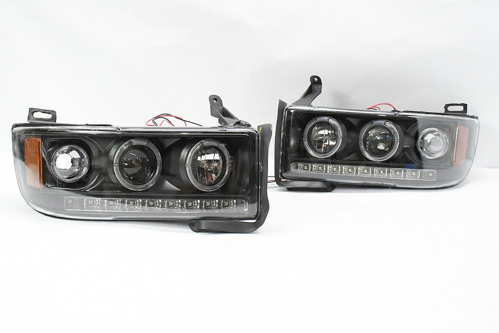 94-01 DODGE RAM 94-02 DODGE RAM 2500 3500 LED/HALO/PROJECTOR SMOKED LENS AMBER CORNER HEADLIGHTS