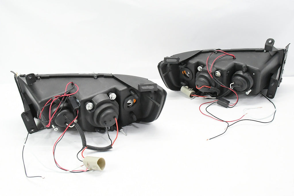 94-01 DODGE RAM 94-02 DODGE RAM 2500 3500 LED/HALO/PROJECTOR SMOKED LENS AMBER CORNER HEADLIGHTS