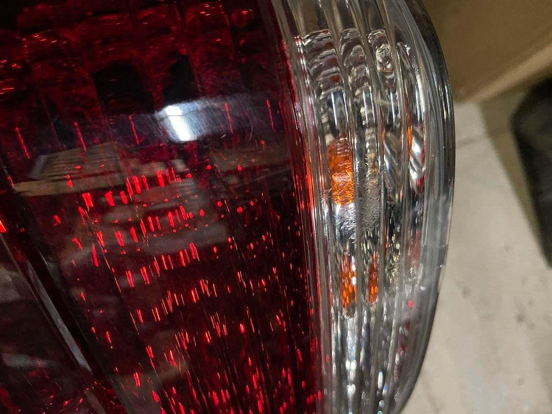 95-01 BMW 7-SERIES RED CLEAR TAILLIGHTS