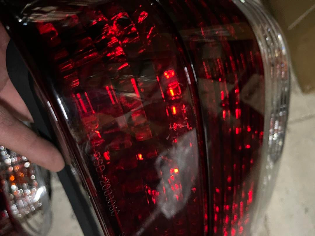 95-01 BMW 7-SERIES RED CLEAR TAILLIGHTS